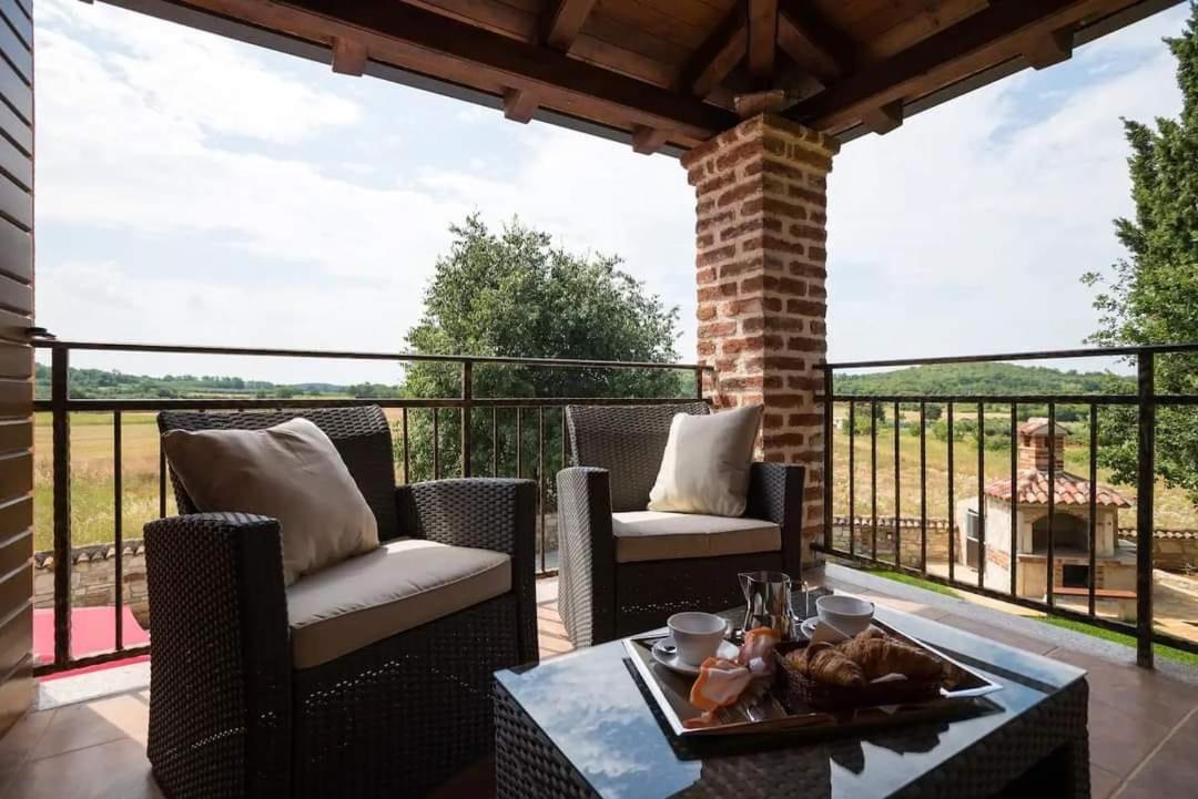 Porec Villa Luna With Pool ภายนอก รูปภาพ
