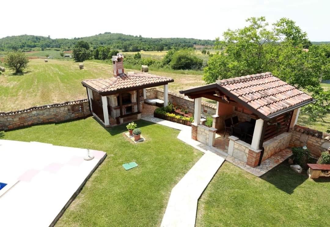 Porec Villa Luna With Pool ภายนอก รูปภาพ