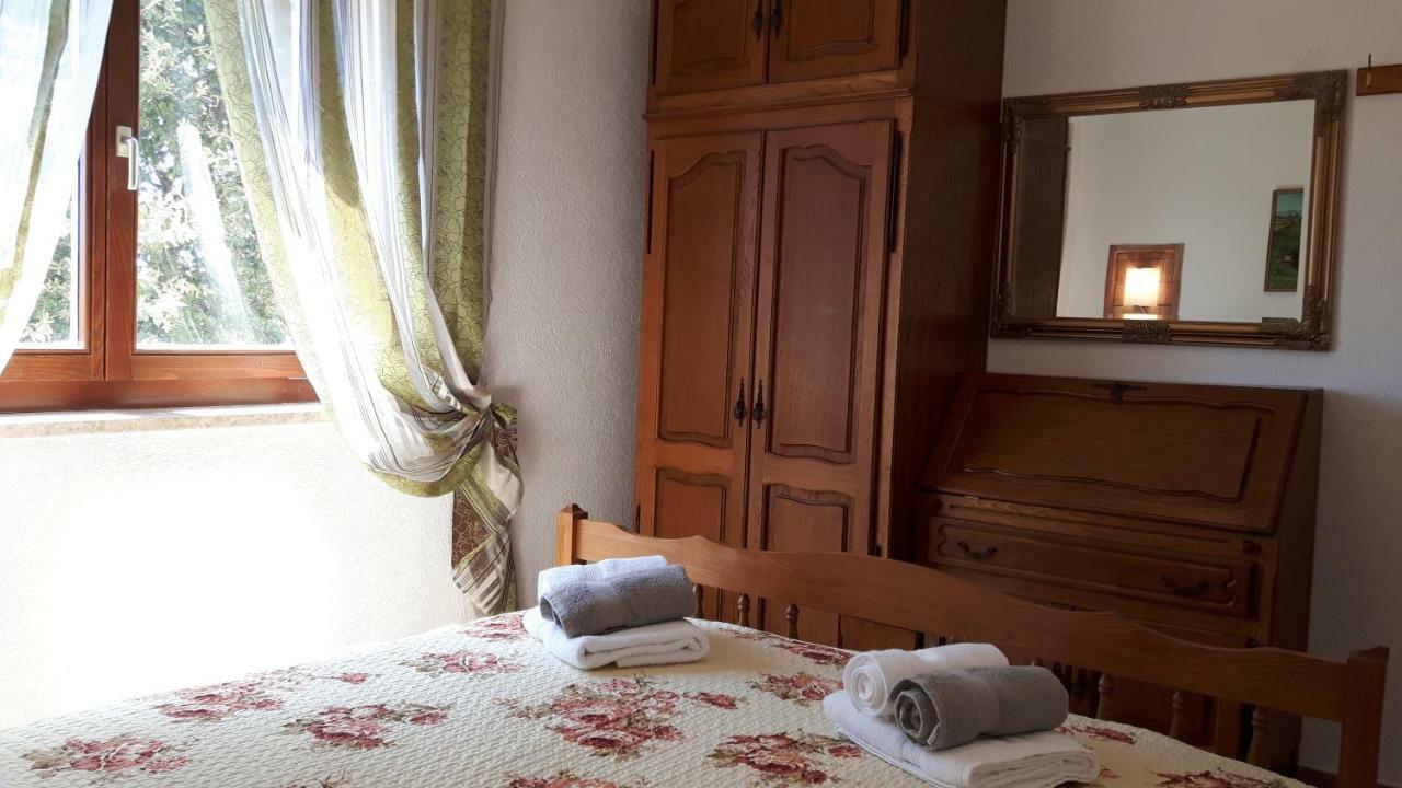 Porec Villa Luna With Pool ภายนอก รูปภาพ