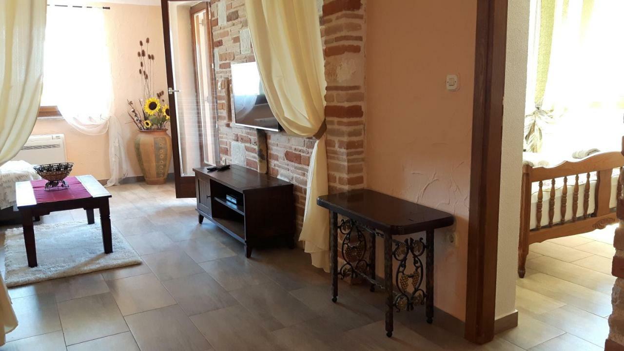 Porec Villa Luna With Pool ภายนอก รูปภาพ