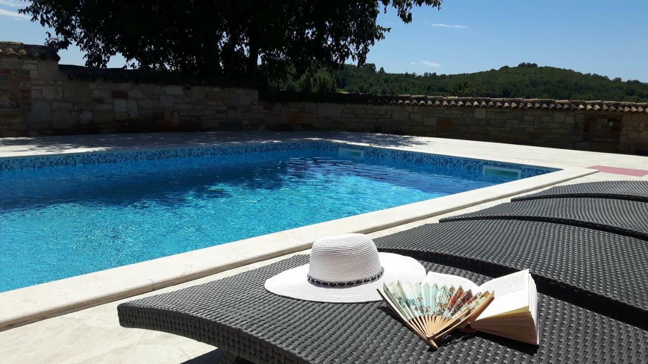Porec Villa Luna With Pool ภายนอก รูปภาพ