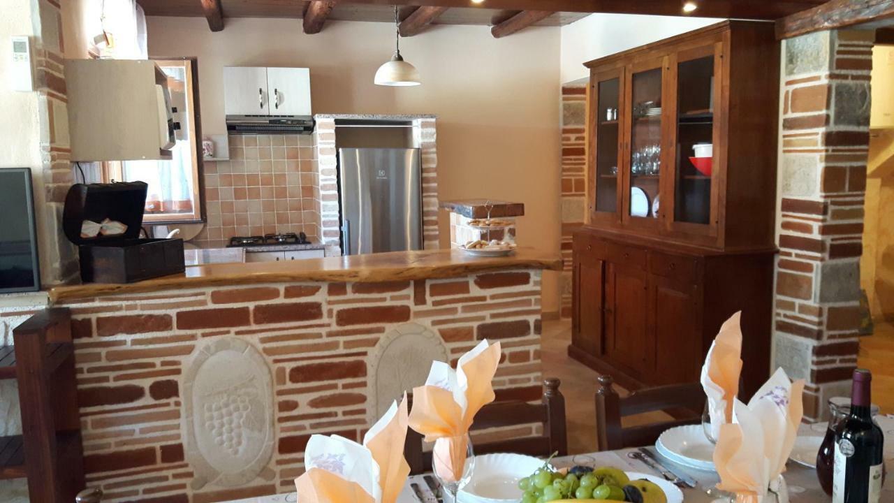 Porec Villa Luna With Pool ภายนอก รูปภาพ